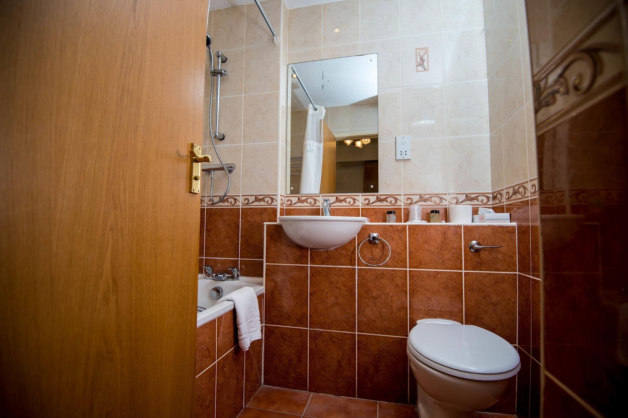 Hotel Ivy Bush Royal By Compass Hospitality 3*